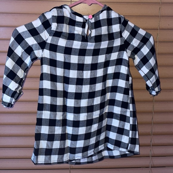 Healthtex blank and white checker long sleeve top. Size 5t - Picture 2 of 6